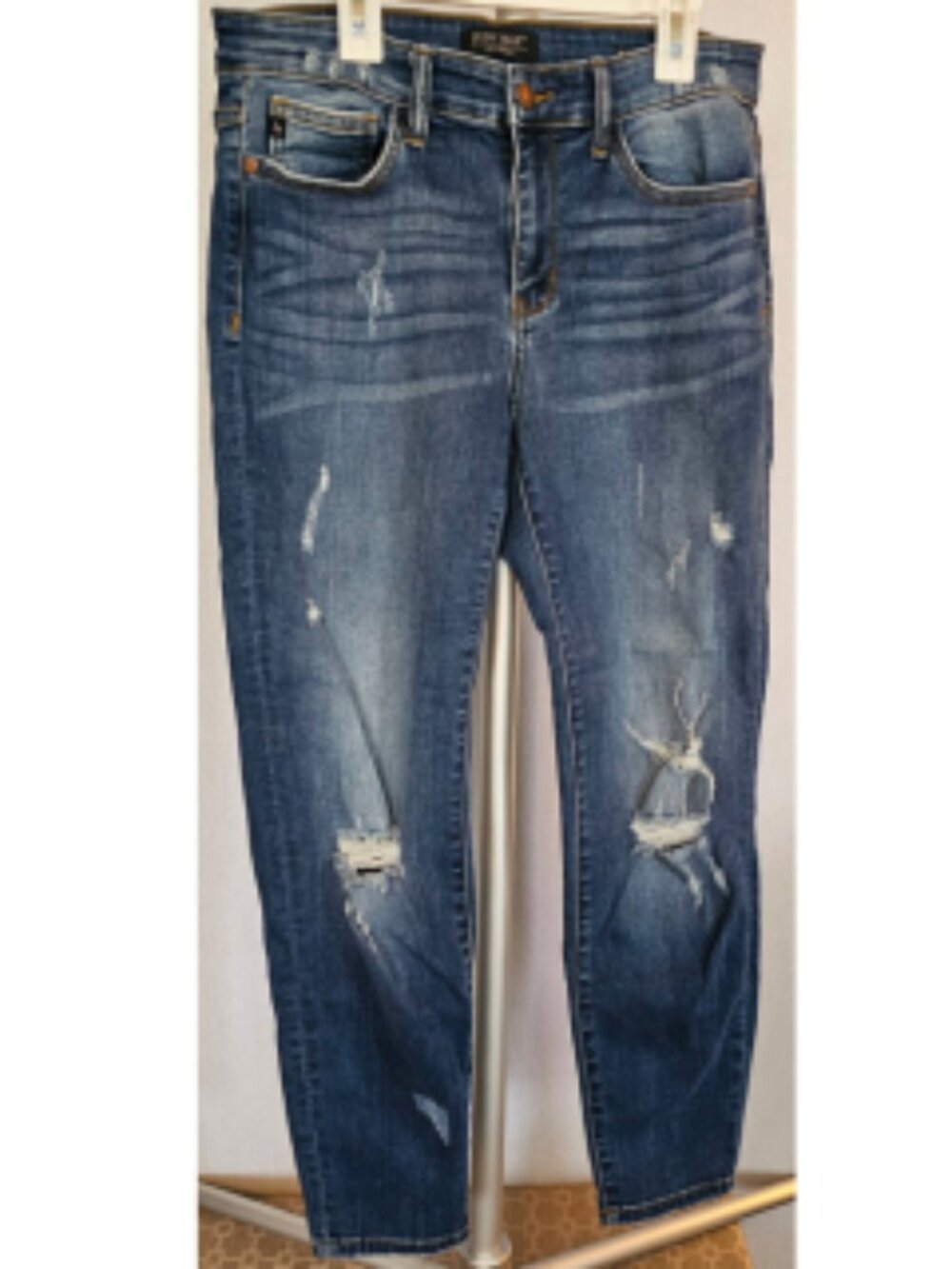 Judy Blue Los Angeles Relaxed Fit 11/30 Short 26.5 in inseam